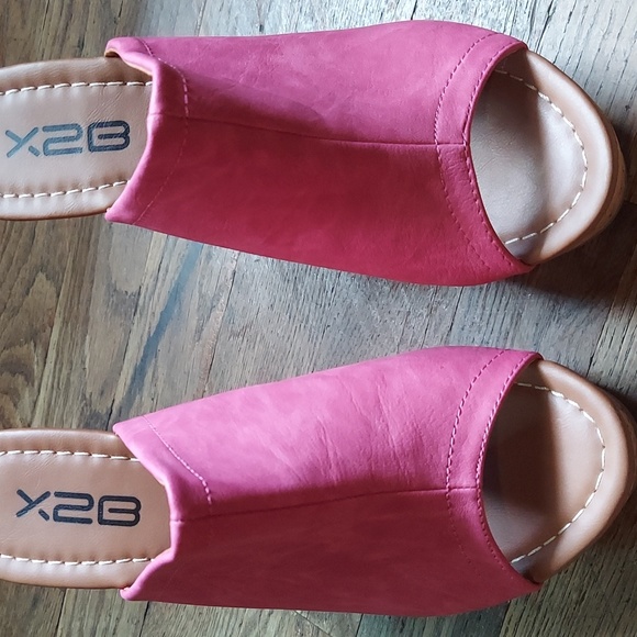 M&M 4 for $12 Shoes - Picture 7 of 8